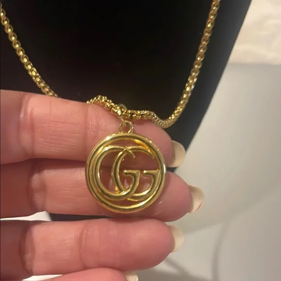 Gold Pendant Necklace - Picture 3 of 3